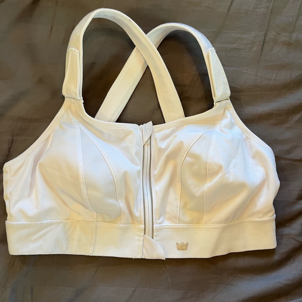SHEFIT Ultimate Sports Bra | High Impact - Light Pink & White | Size: Luxe 2